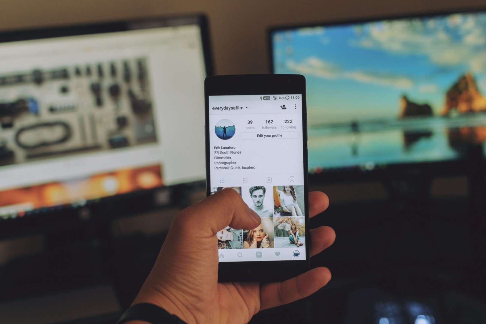 Marketing a Travel Business On Phone and PC