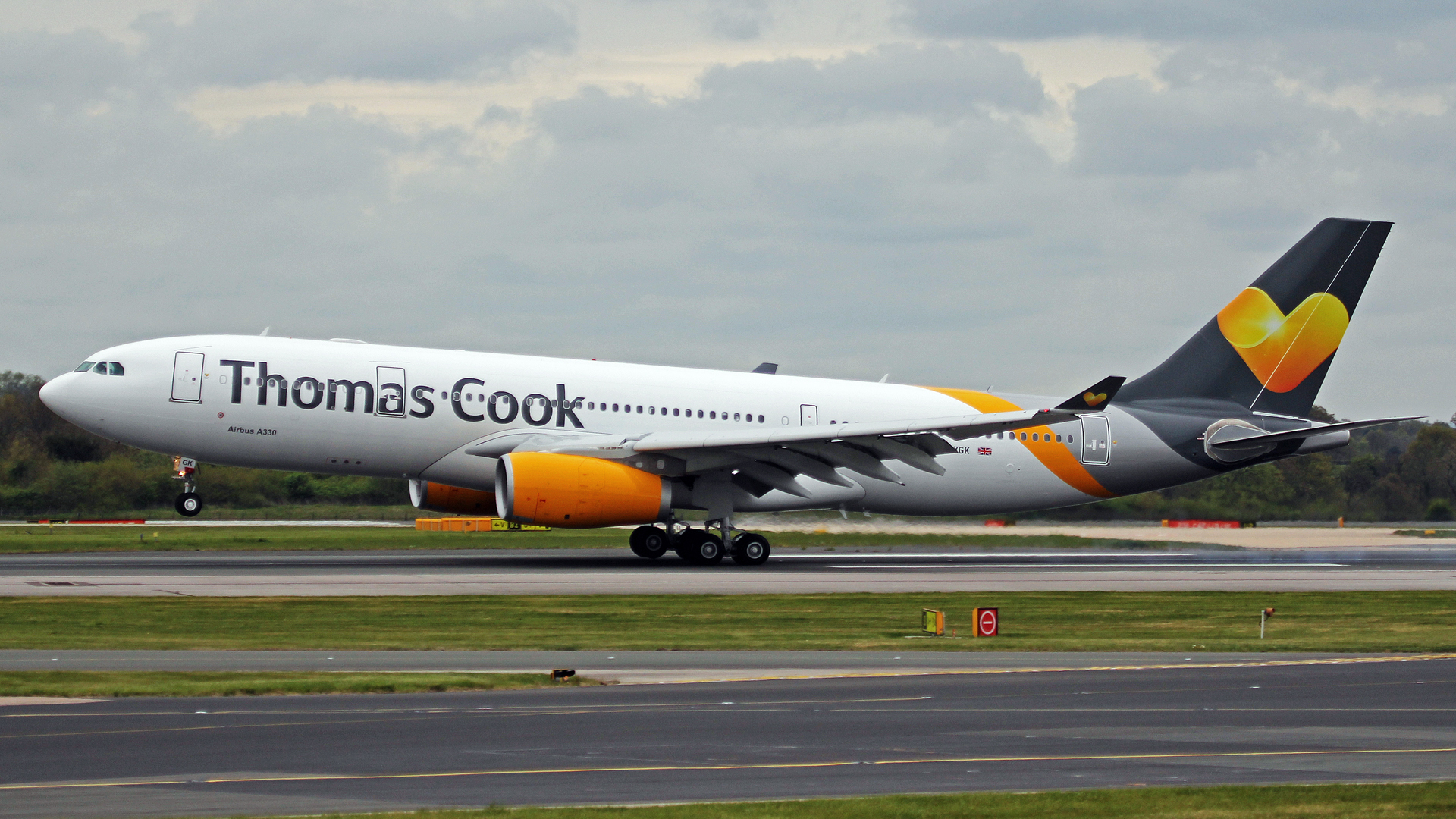 Thomas Cook Plane Taking Off