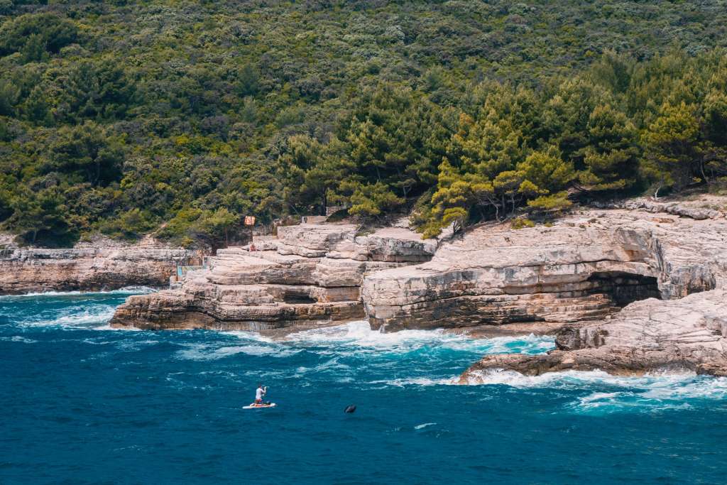 reasons-to-visit-croatia-coastline